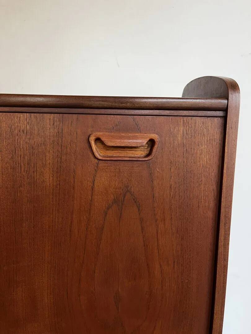 Cabinet vintage
