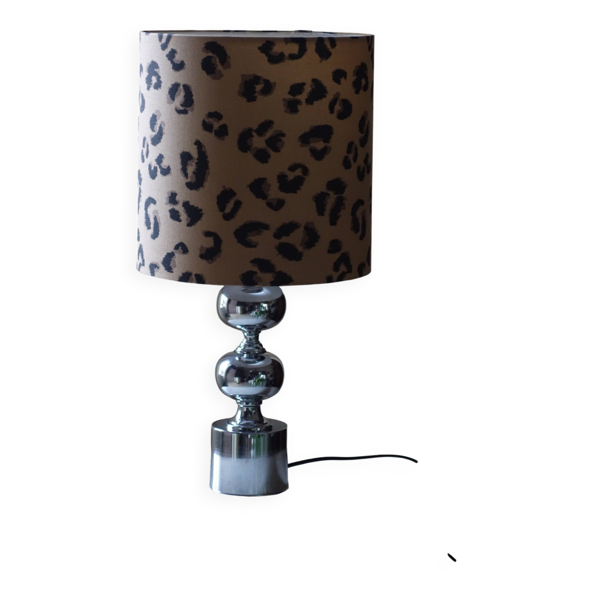 Delmas collection chrome-plated lamp with contemporary lampshade