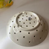 Porcelain strawberry strainer