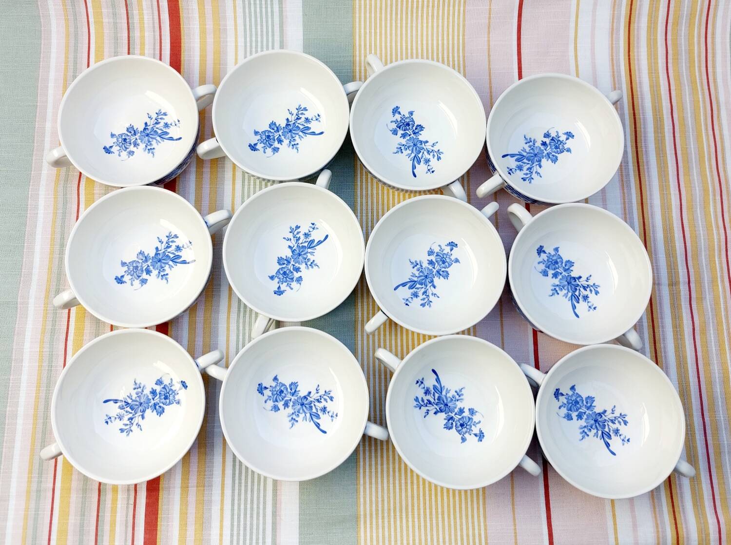 6 Royal Boch handle bowls