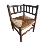 Straw corner chair
