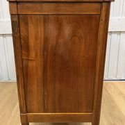 Small chest of drawers in Louis XVI style
