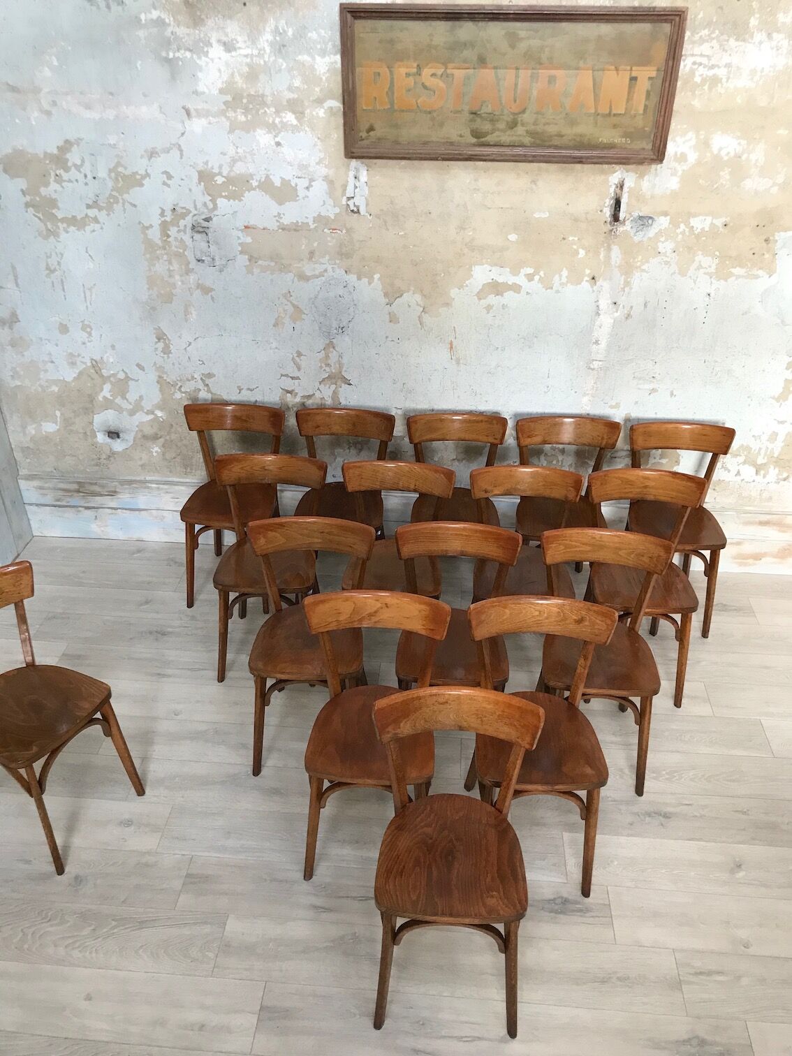 Lot of 16 bistro chairs