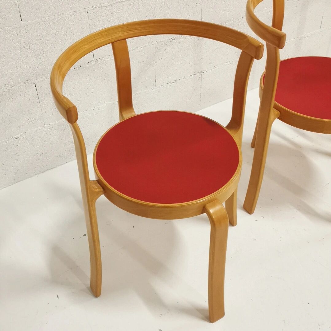 Set table and 4 chairs "8000 series" , Magnus Olesen, 1980