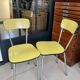 Paire de chaises formica jaune