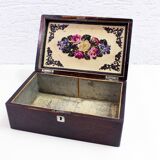 Wooden and mother-of-pearl cigar box