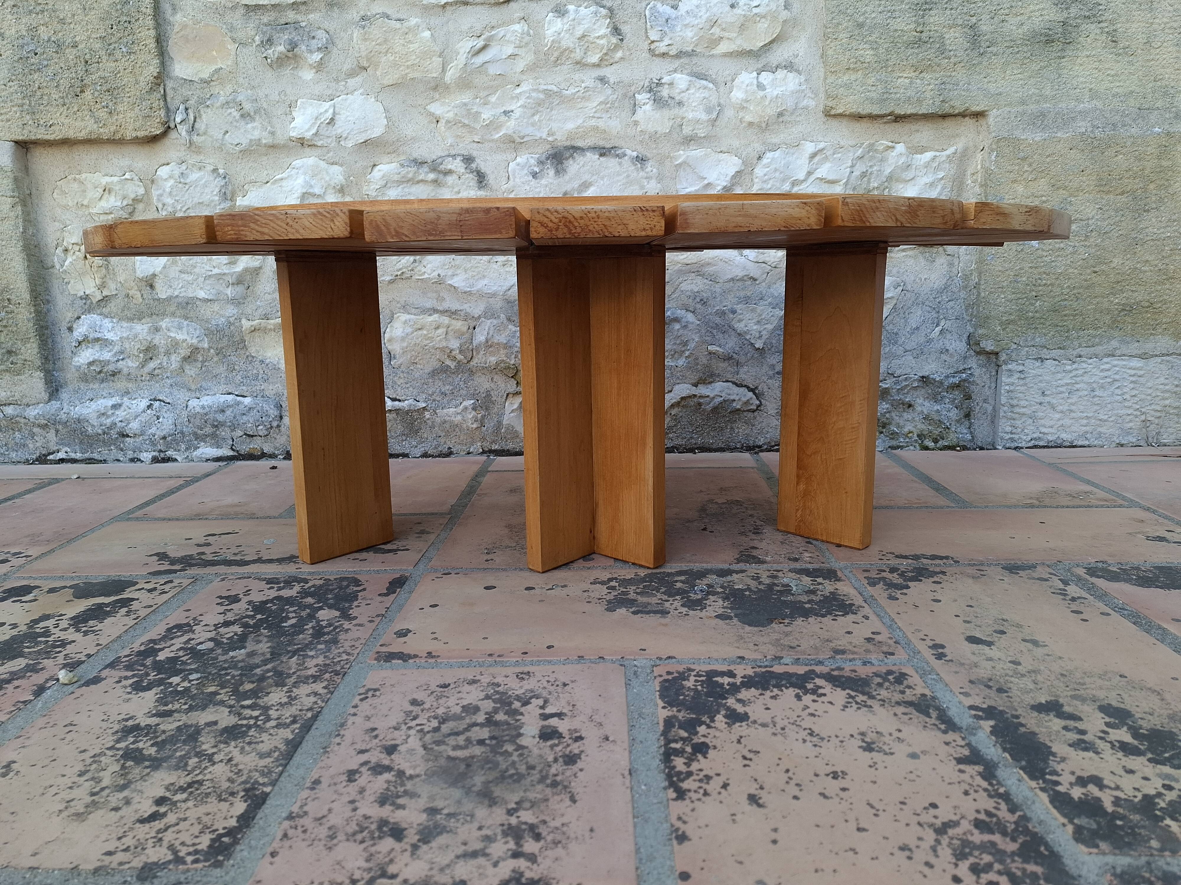 Vintage daisy shaped wooden coffee table