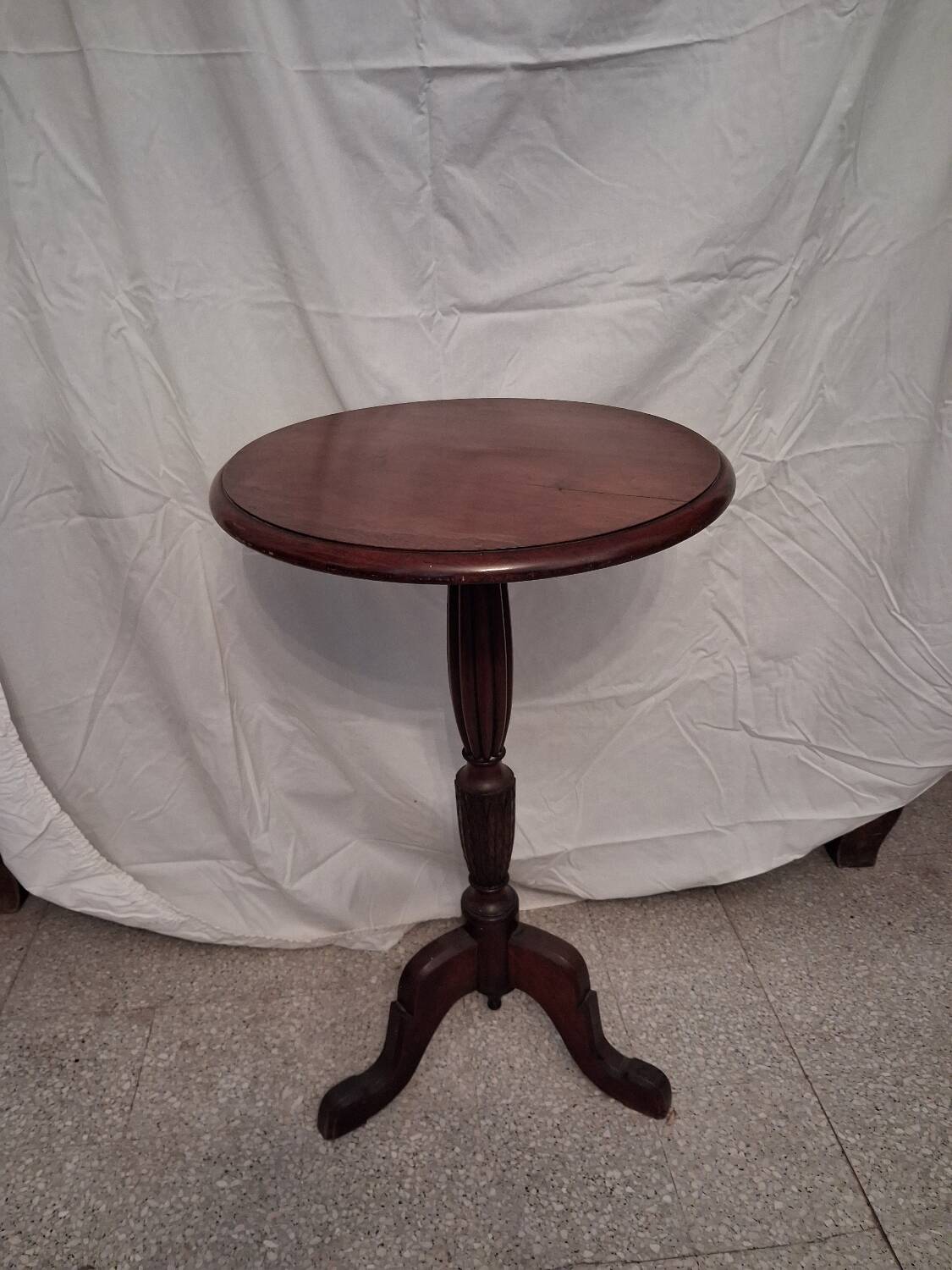 Mahogany gueridon