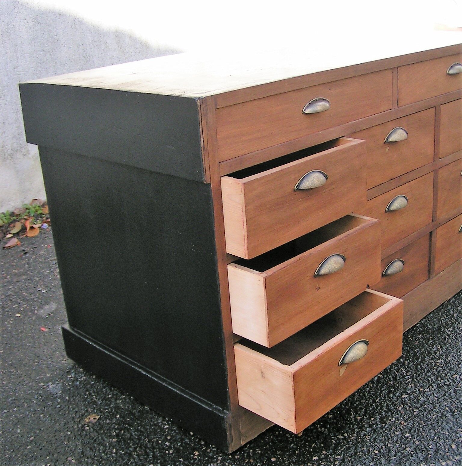 Furniture craft 11 drawers