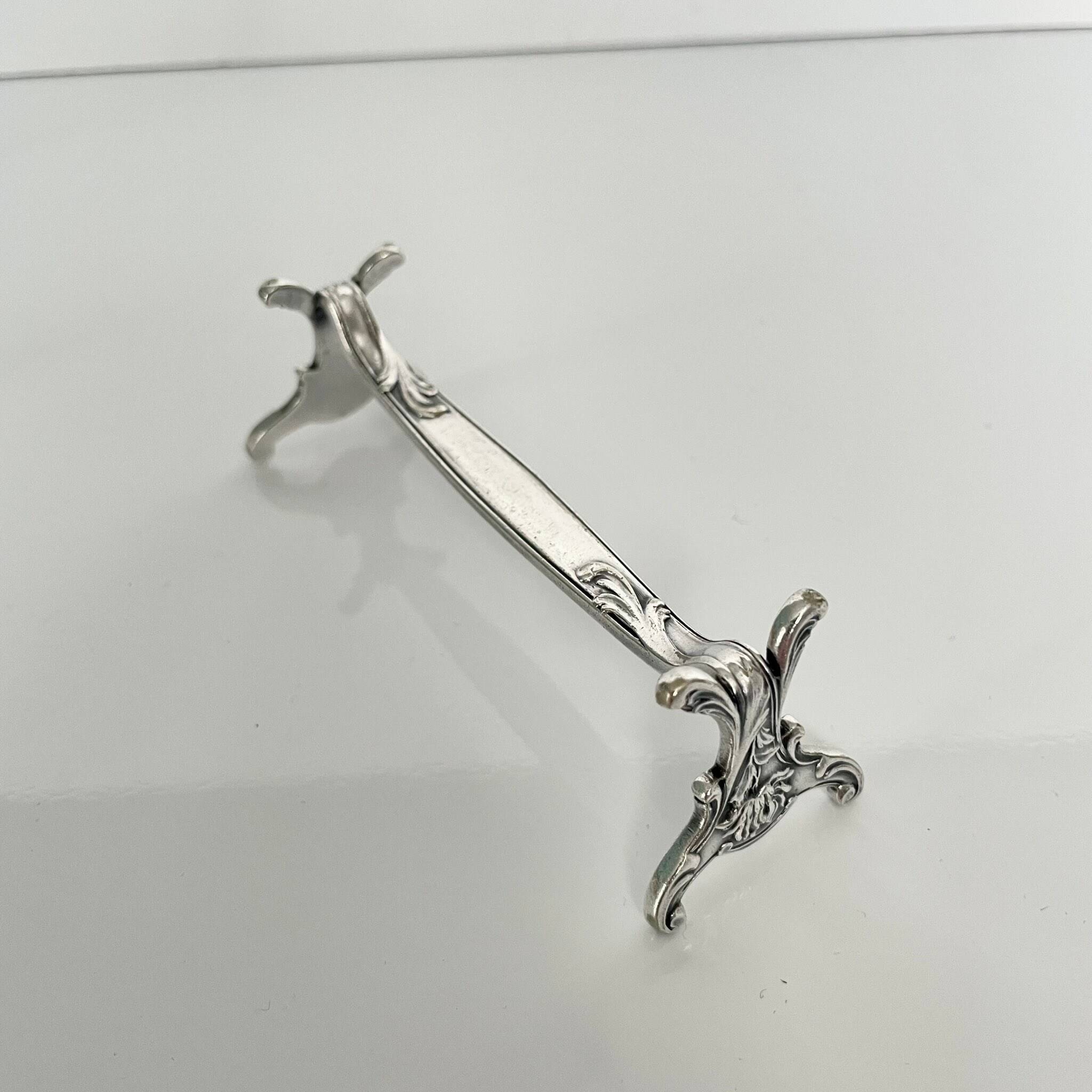 5 knife rests, "Chrysanthemum" model, from Maison Christofle