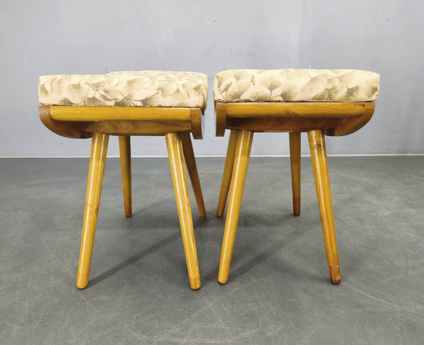 Pair of Mid-Century Maple Footstools, Czechoslovakia 1960s