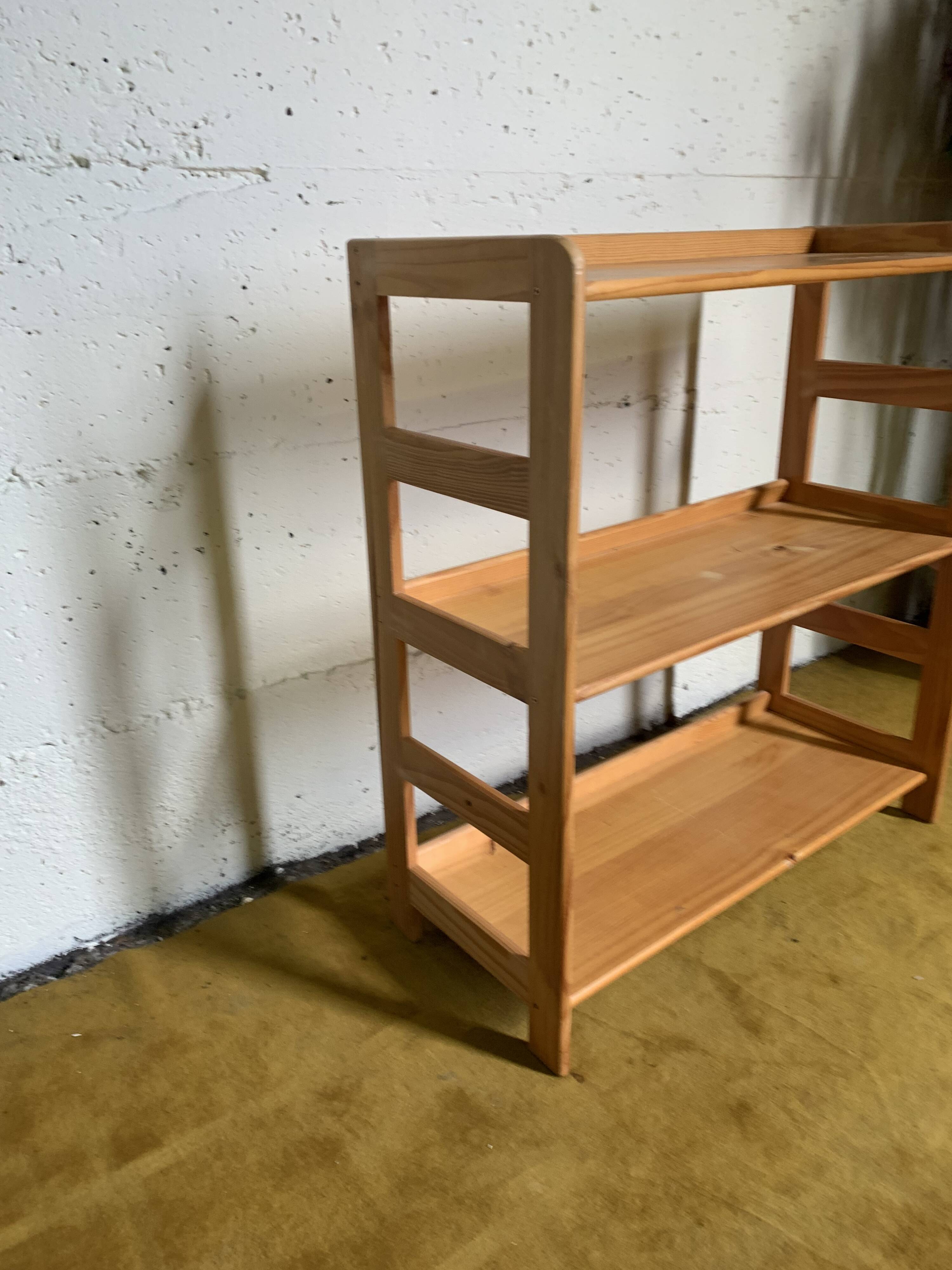 Bookshelf in pine An80