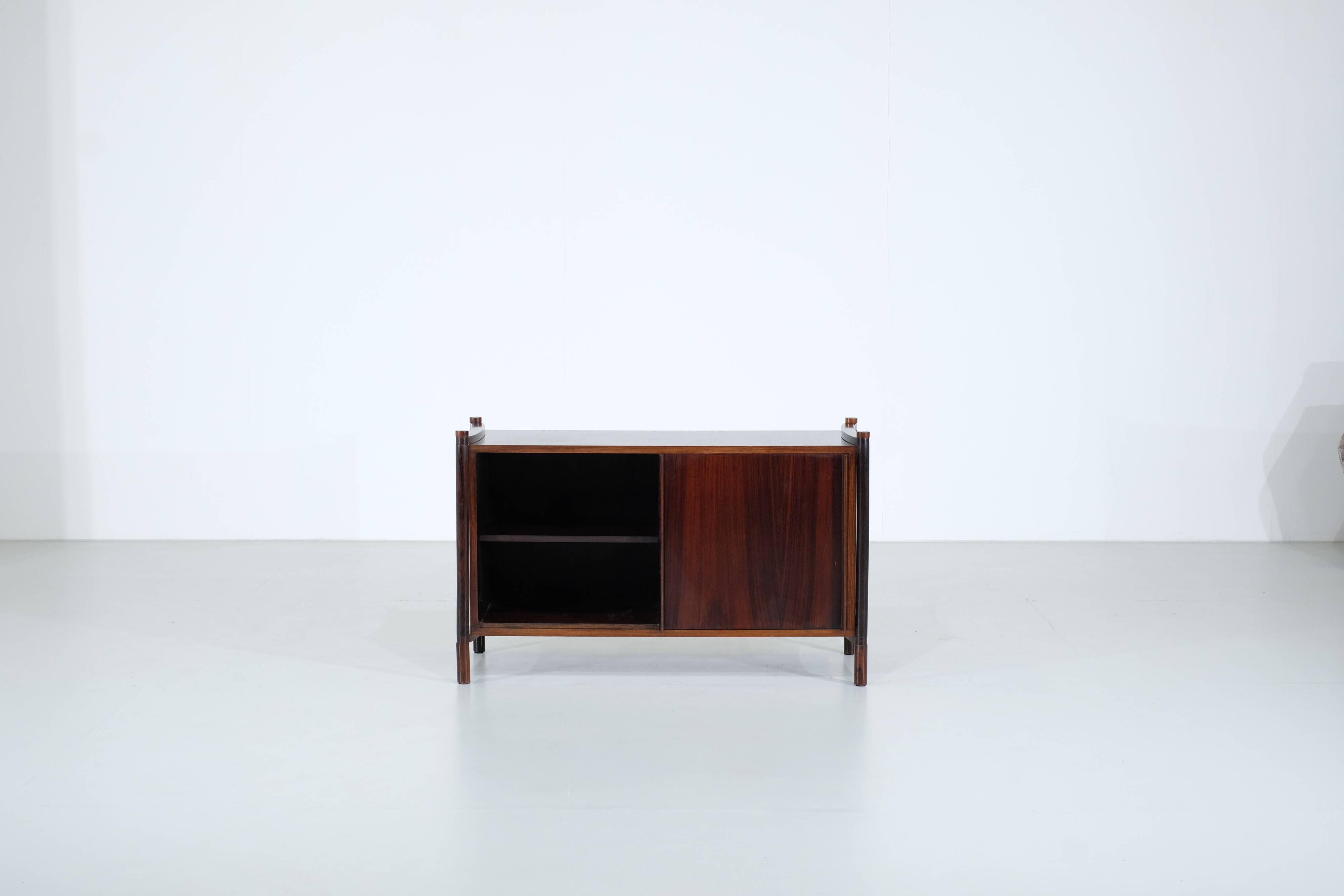 Small Archimede sideboard by Hizori Fukuoh for Gavina – 1961s