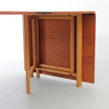 Scandinavian dining table model Maria by Bruno Mathsson in teak, 1960 edition