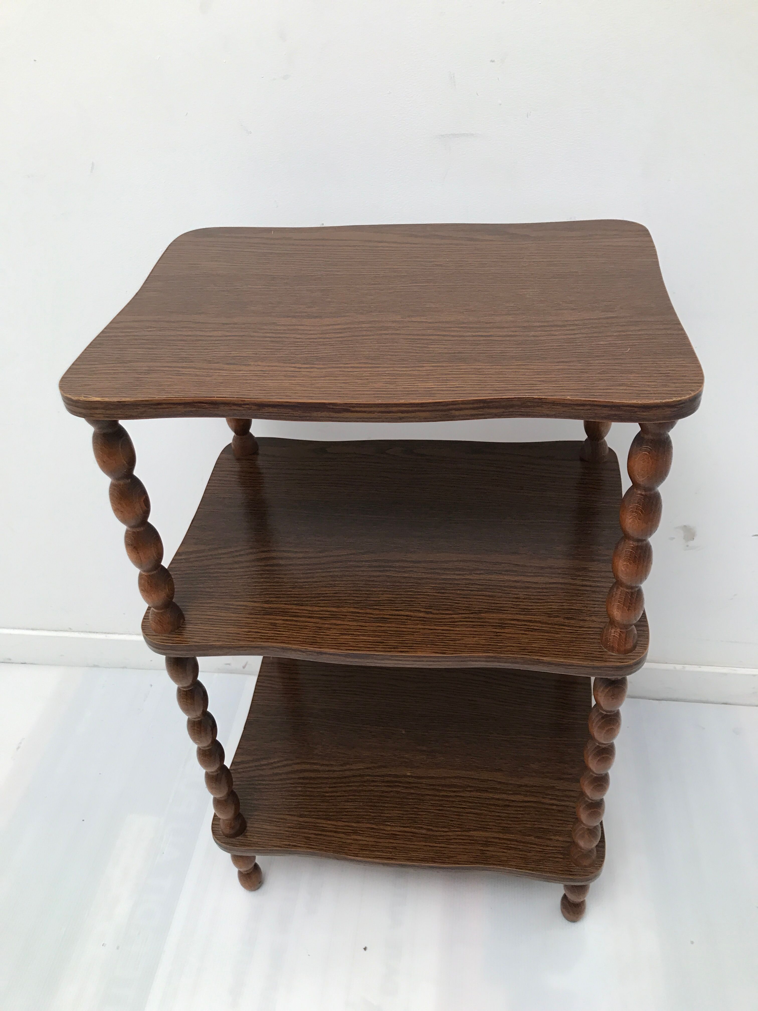 Sellette shelf wood turned Louis XIII style