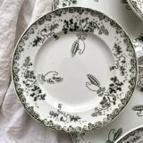 8 flat plates in iron earth "Modern Style" Saint Amand early 20th century