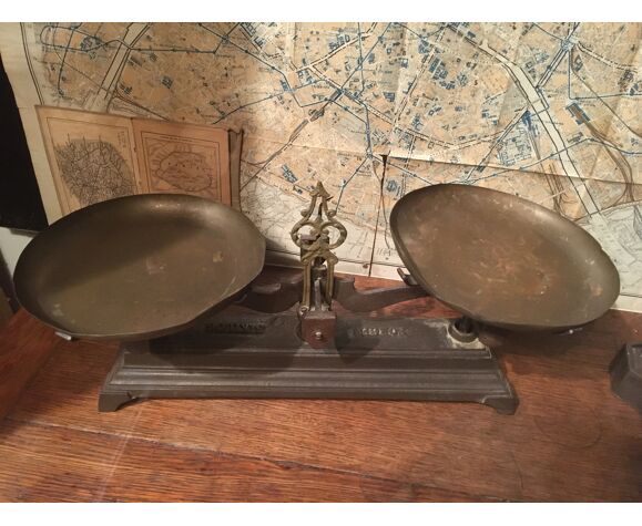 Old cast iron and copper scale