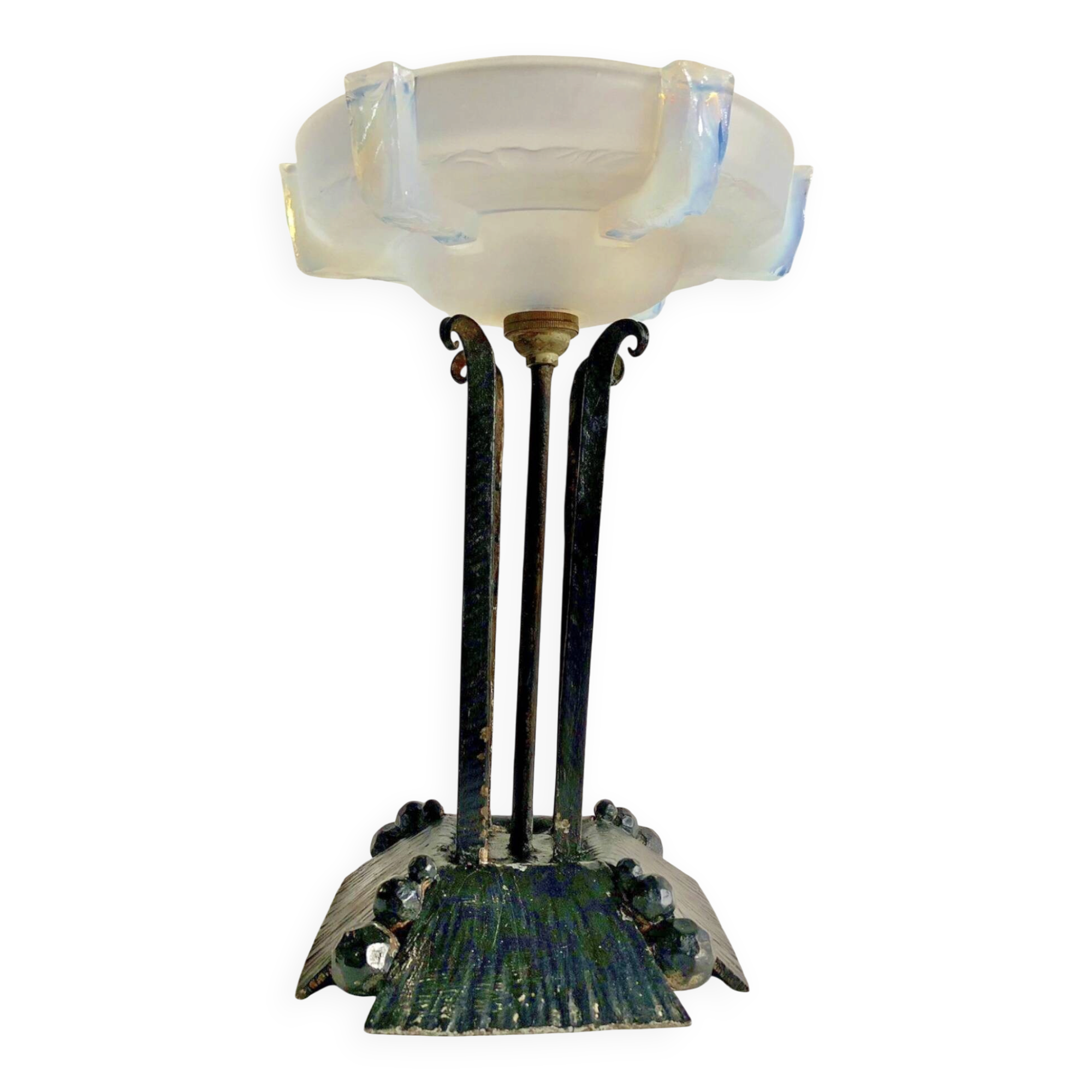 lampe Art Déco fer forgé style Edgar Brandt coupe opalescente Ezan