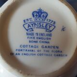 Cooking pot in a bain marie