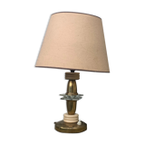 Lampe à poser en  métal doré, bakélite et plexiglas ancienne