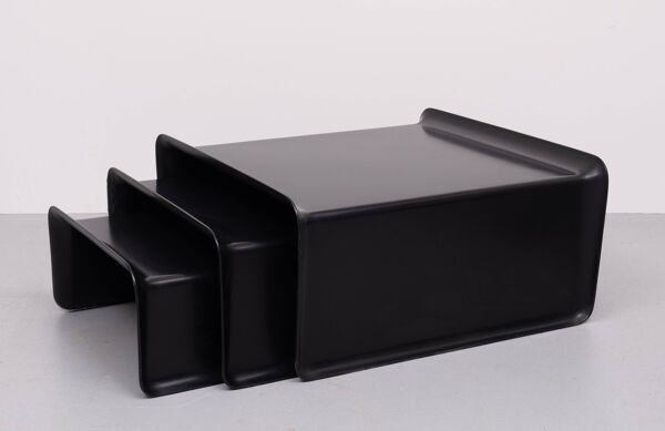 Tables gigognes Rosenthal, grandes, en fibre de verre noire, années 1970, Allemagne