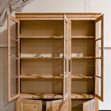 Vintage wooden workshop display case “Catherine”
