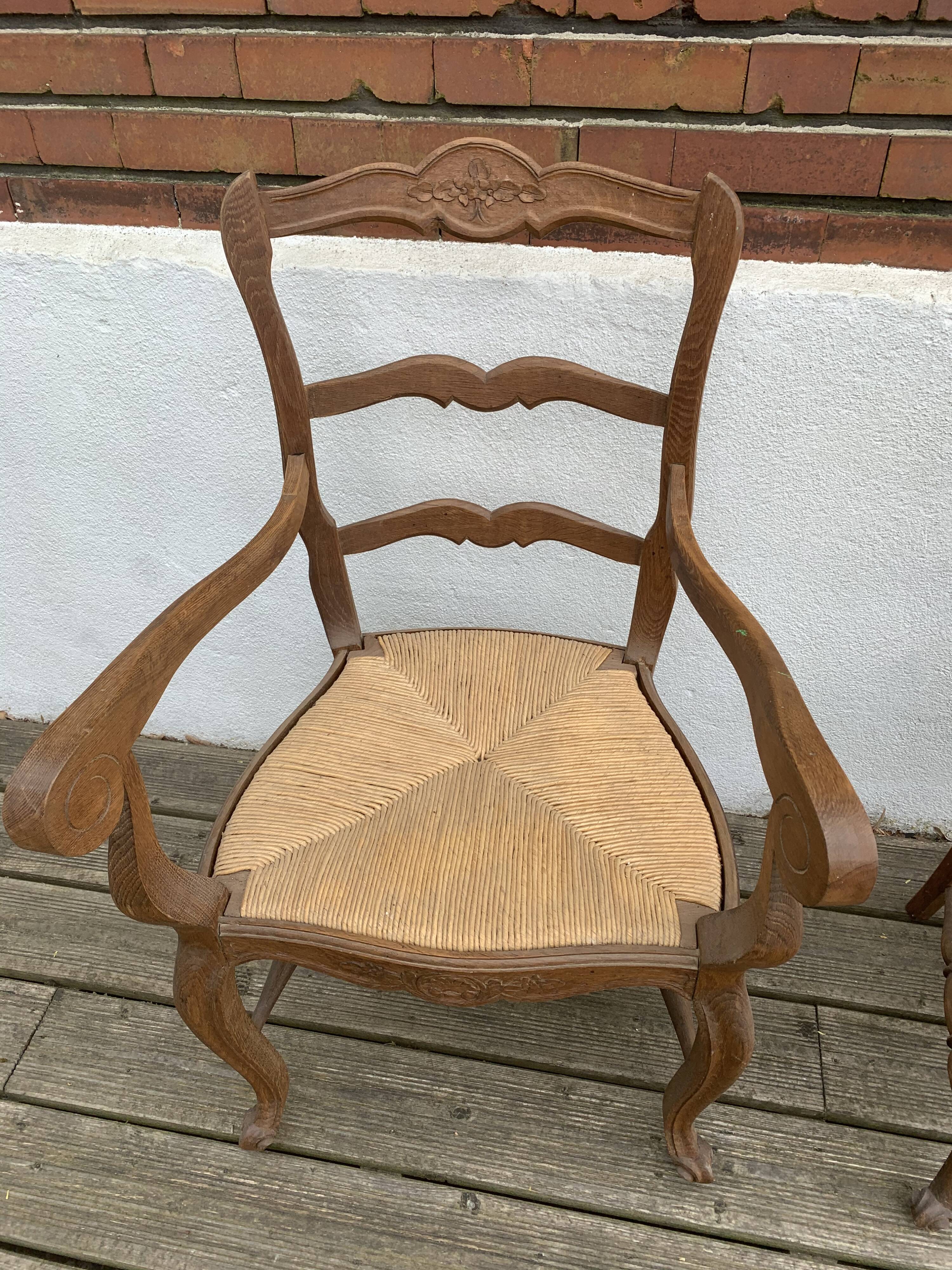 Pair Chair and Straw Chair