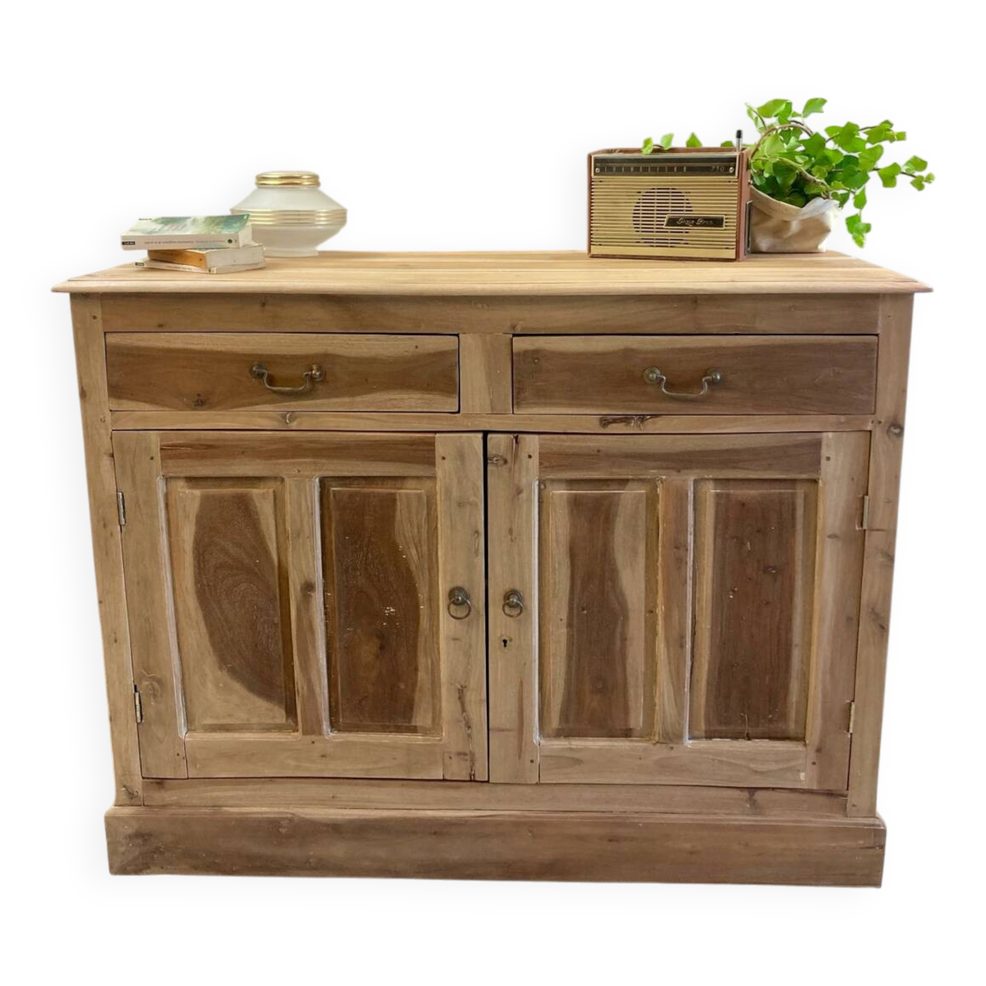 Buffet de campagne vintage