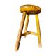 Tabouret en bois primitif sur trépied / hauteur 52 cm