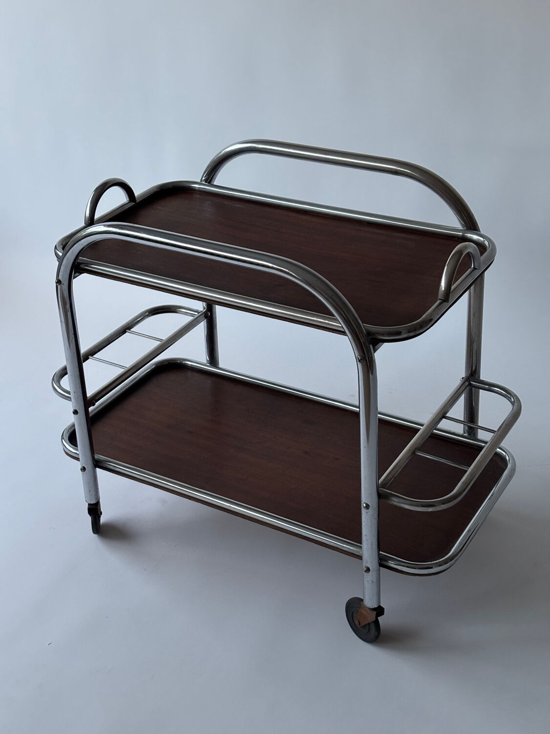 Modernist rolling dessert bar from the 1930s by Robert Mallet-Stevens.