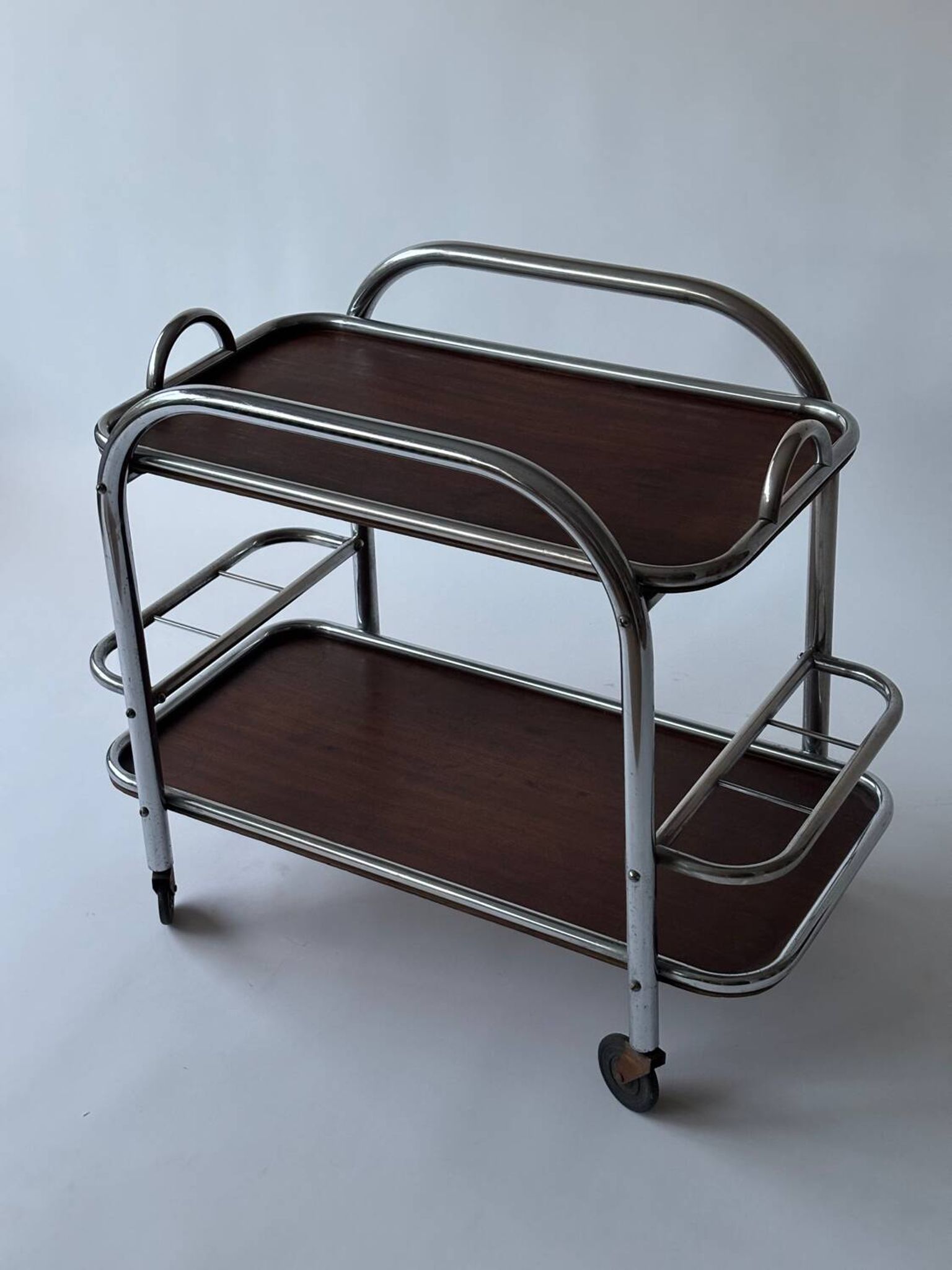 Modernist rolling dessert bar from the 1930s by Robert Mallet-Stevens.