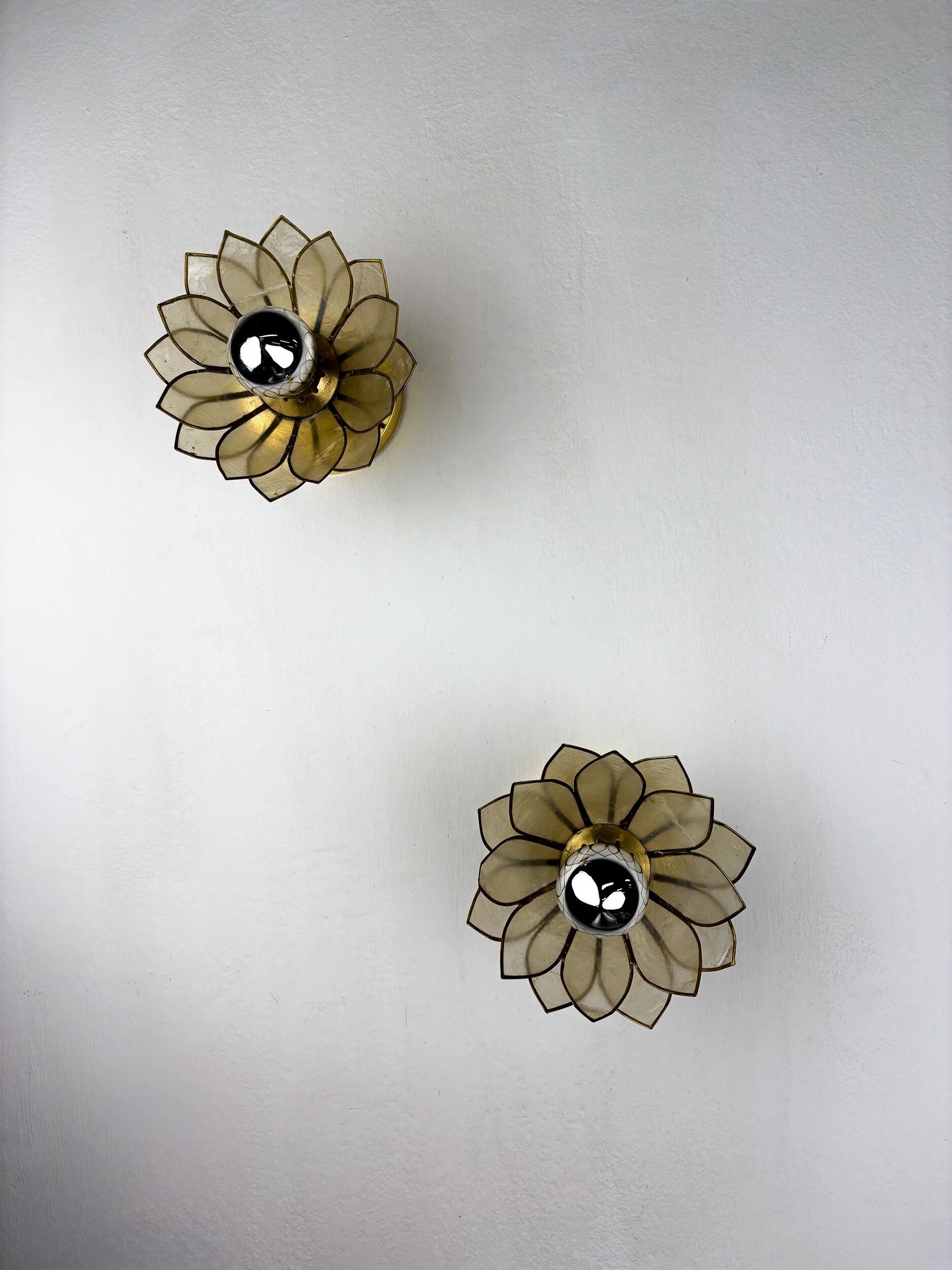 Pair of lotus flower wall sconces, mother-of-pearl petals & gilt brass, Italy, 1970s