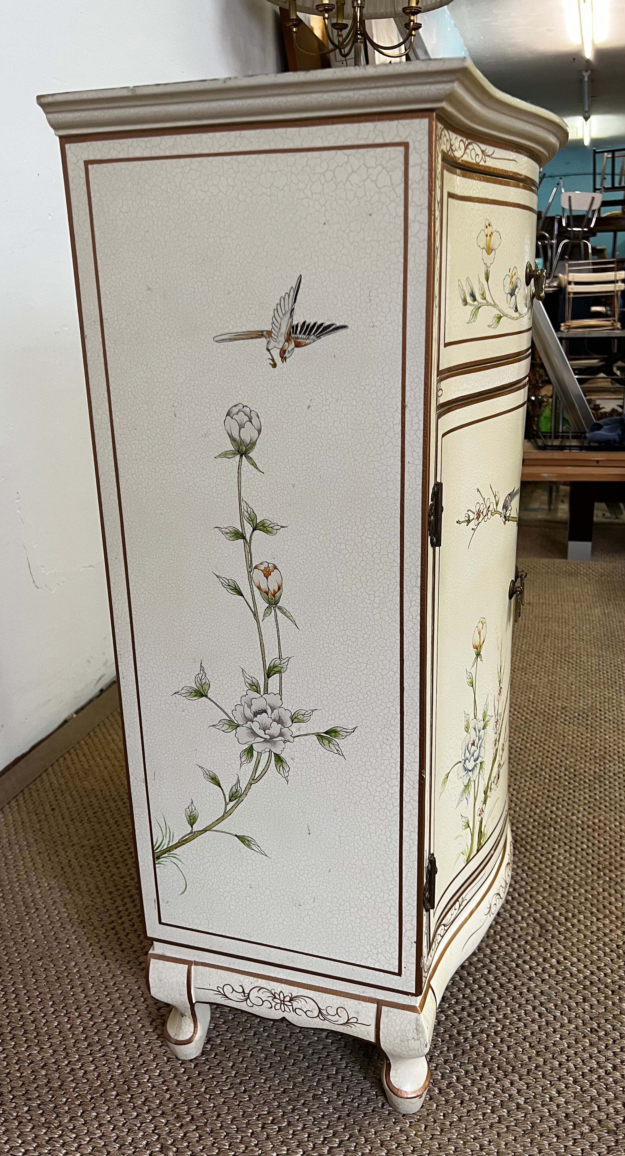 Meuble d'appui Italien décor floral japonisant