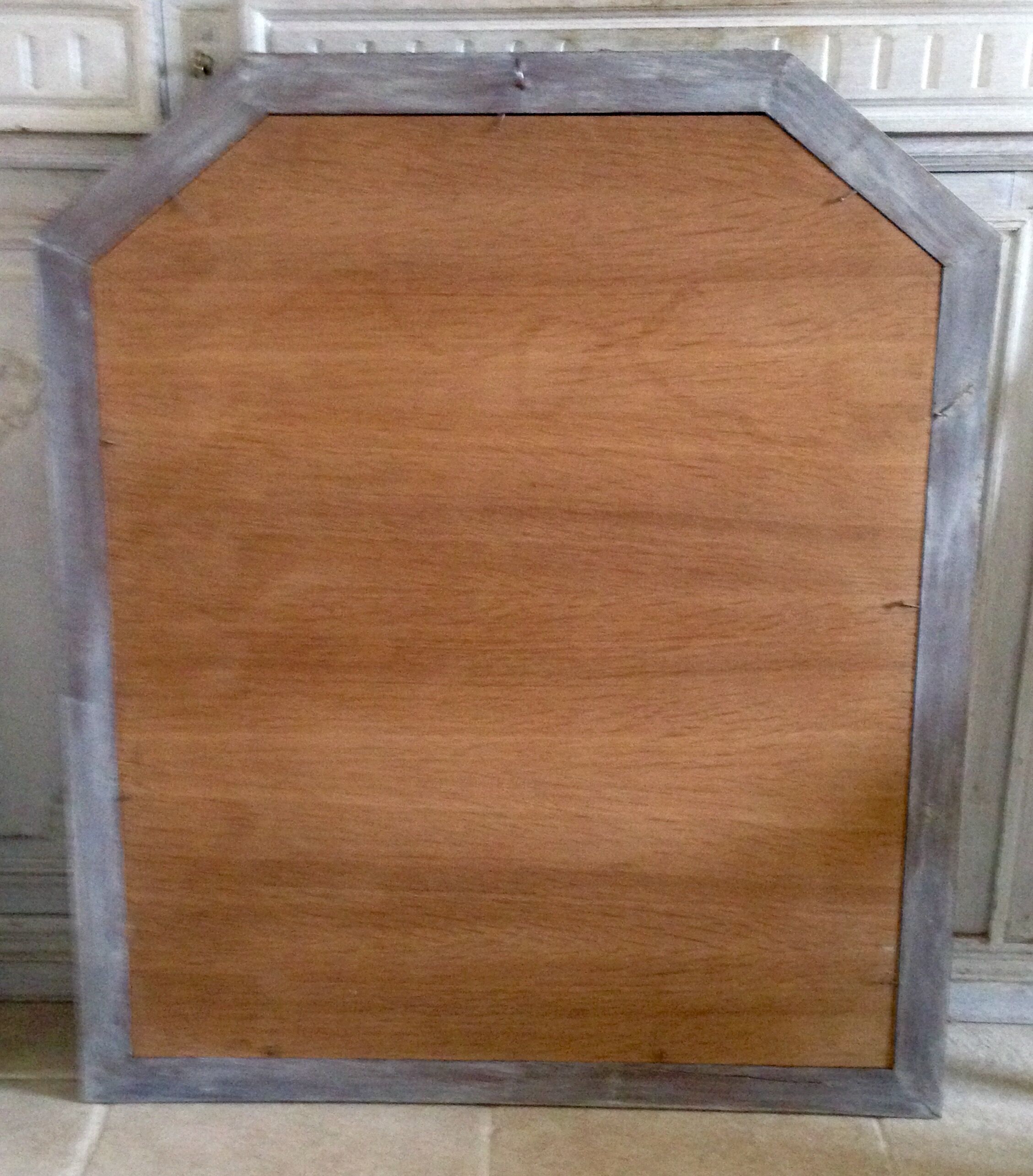 White beveled 81x68cm mirror