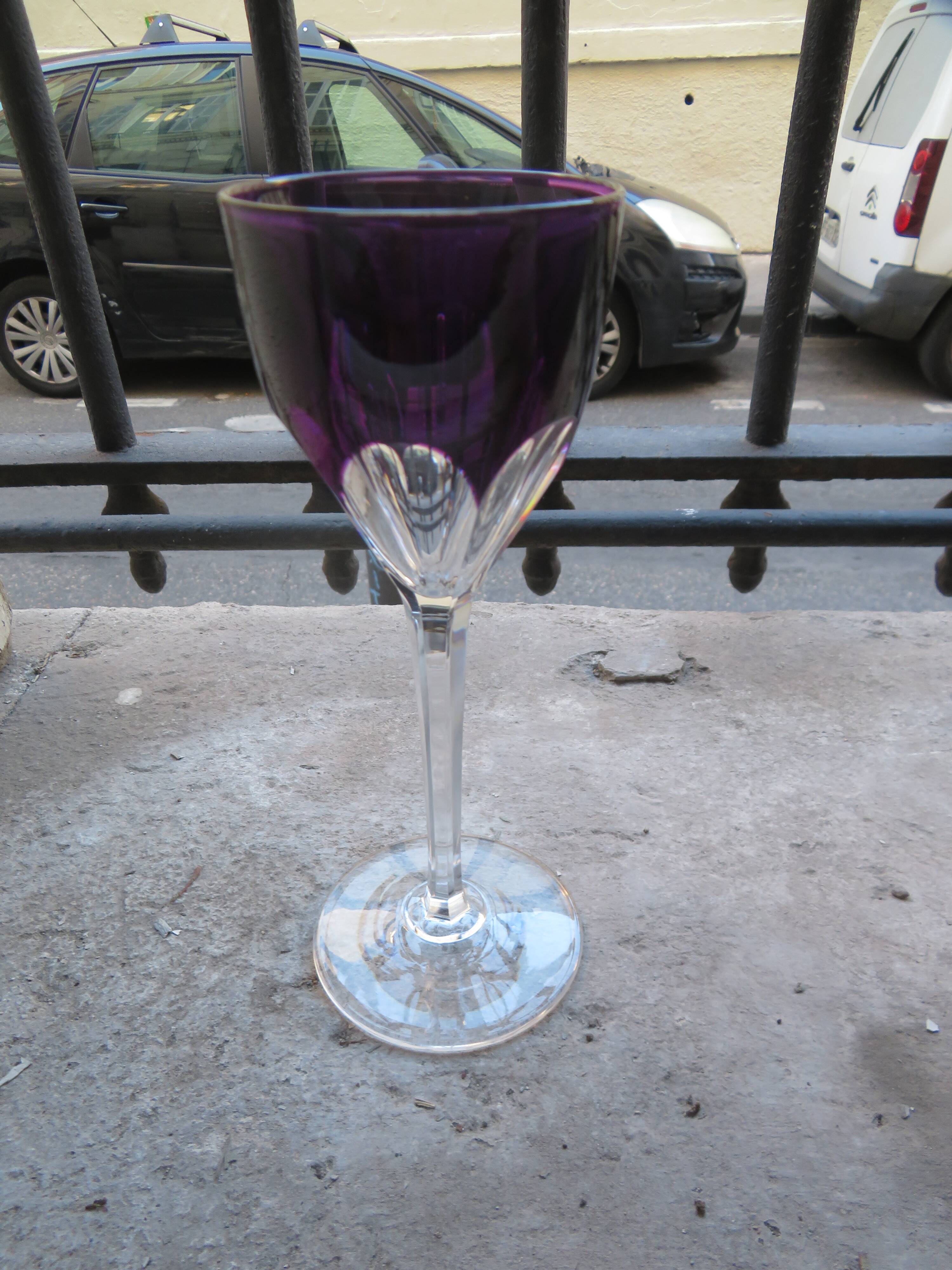 Baccarat crystal wine glass 12cl model Genova lined Amethyst 19.1cm