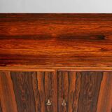 Buffet en placage de bois de rose par Carlo Jensen pour Hundevad & Co, années 1960