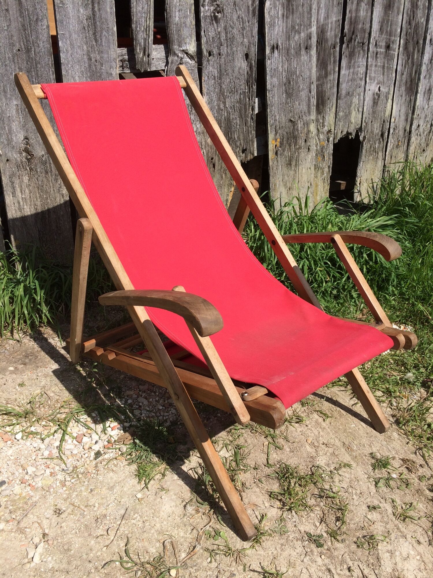 Former pliante long chair - wood foot rest - vintage red fabric