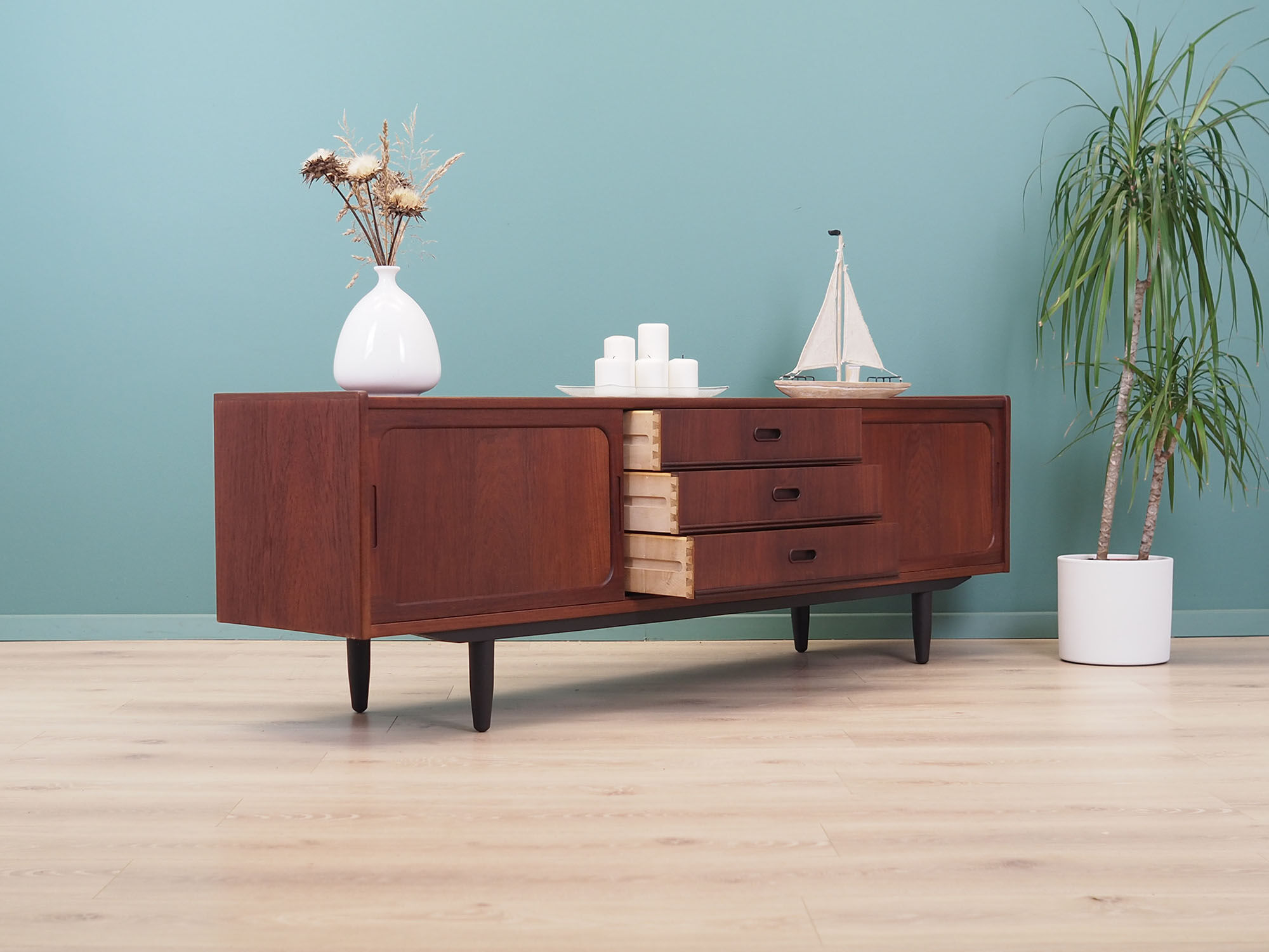 Teak lowboard, Danish design, 1960s, production: Denmark