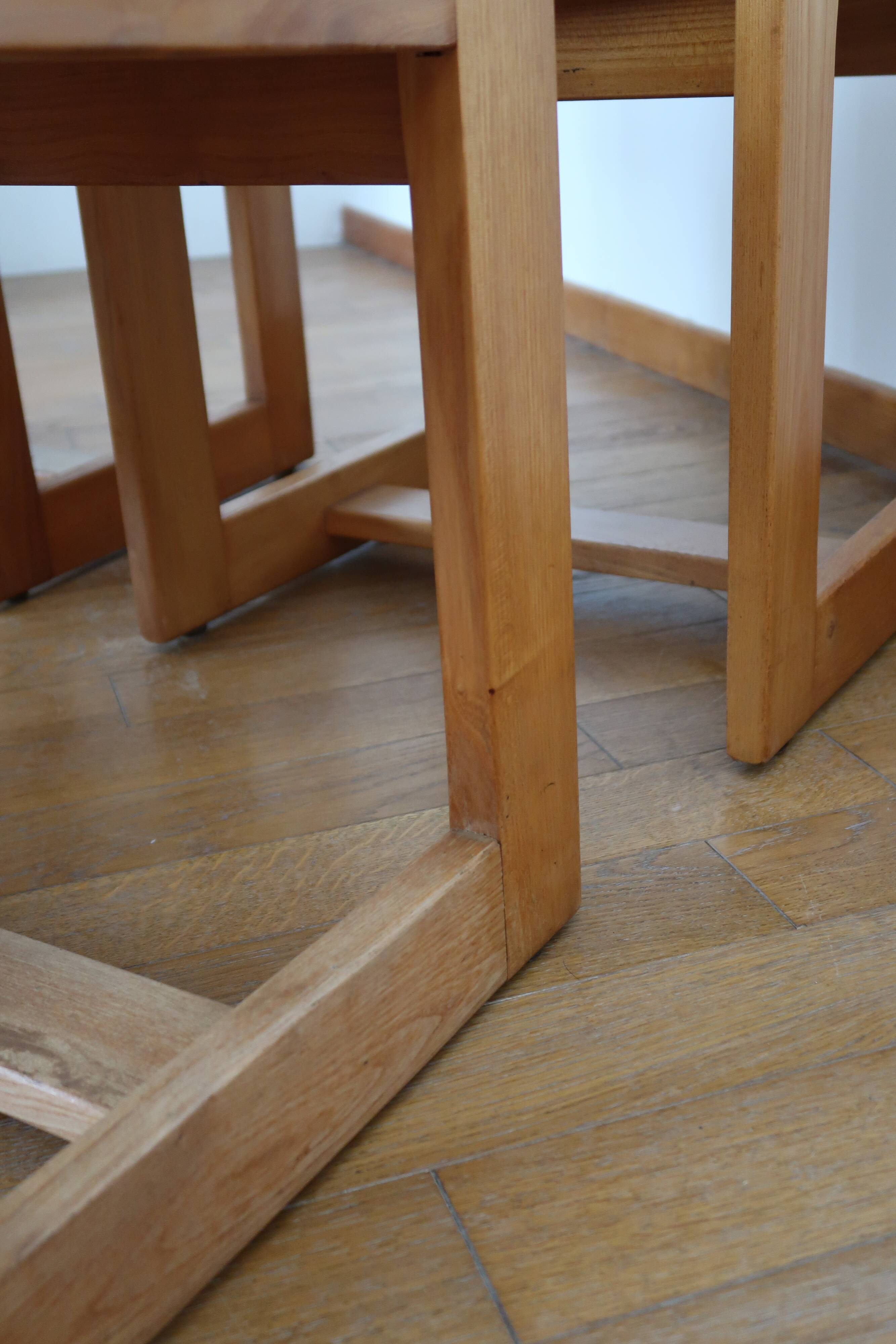 4 chairs sleigh Maison Regain