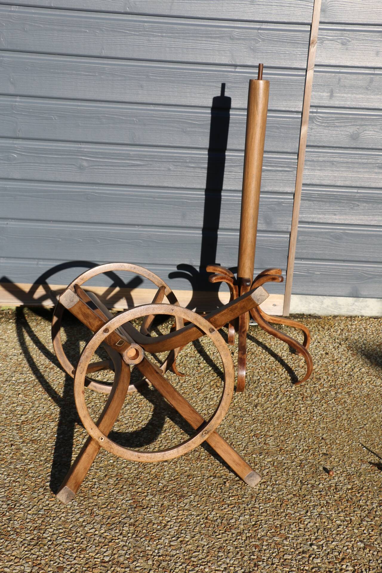 Baumann parrot coat rack dark beech umbrella stand