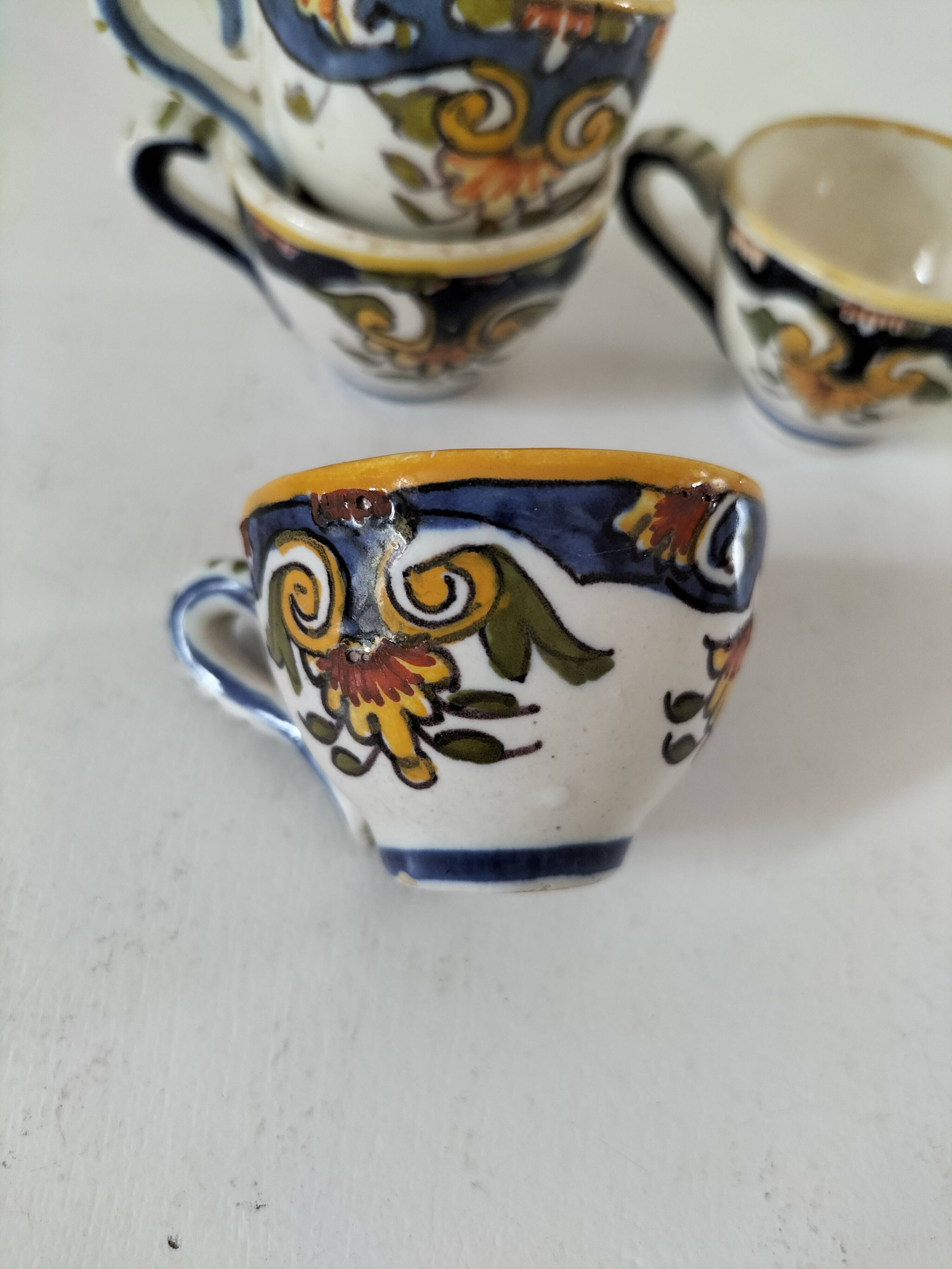 Set of 4 miniature earthenware cups with Old Rouen decor