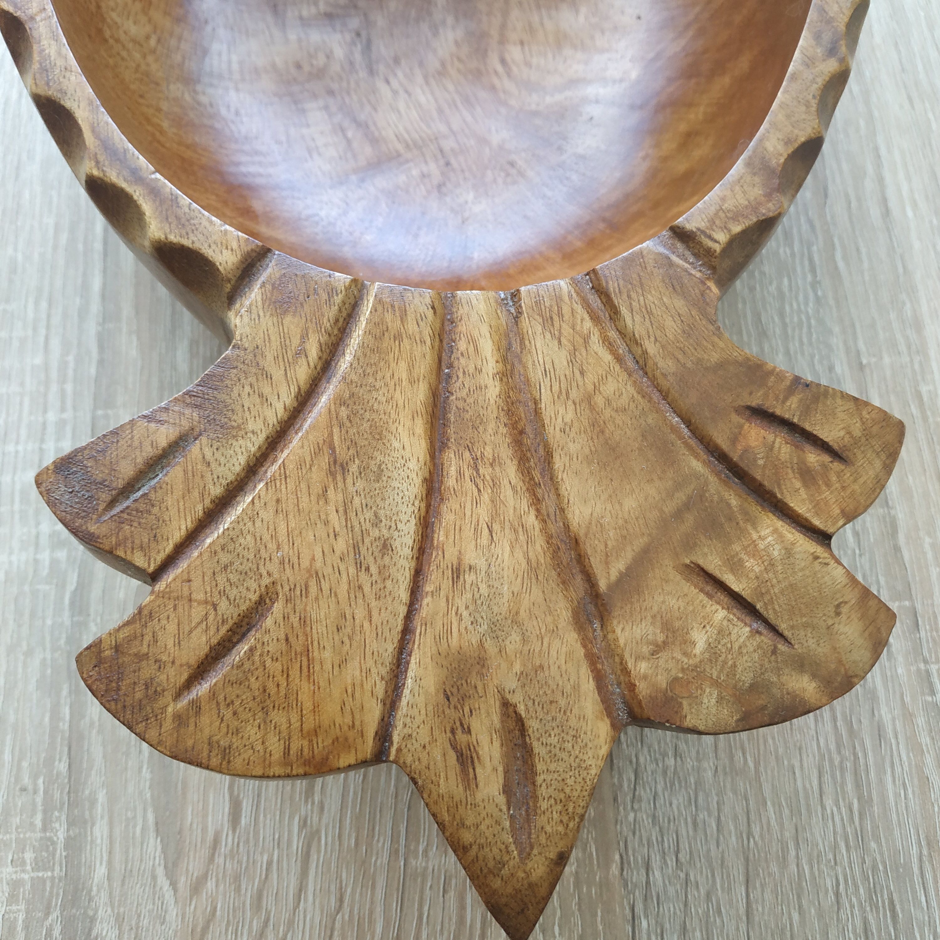 Carved wooden pineapple bowl