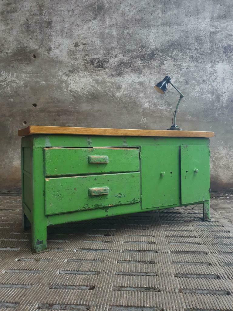 Old workbench industrial