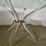 Venice model round dining table from Madelia by Paris Altuglas foot