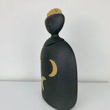 Anthropomorphic ceramic sculpture