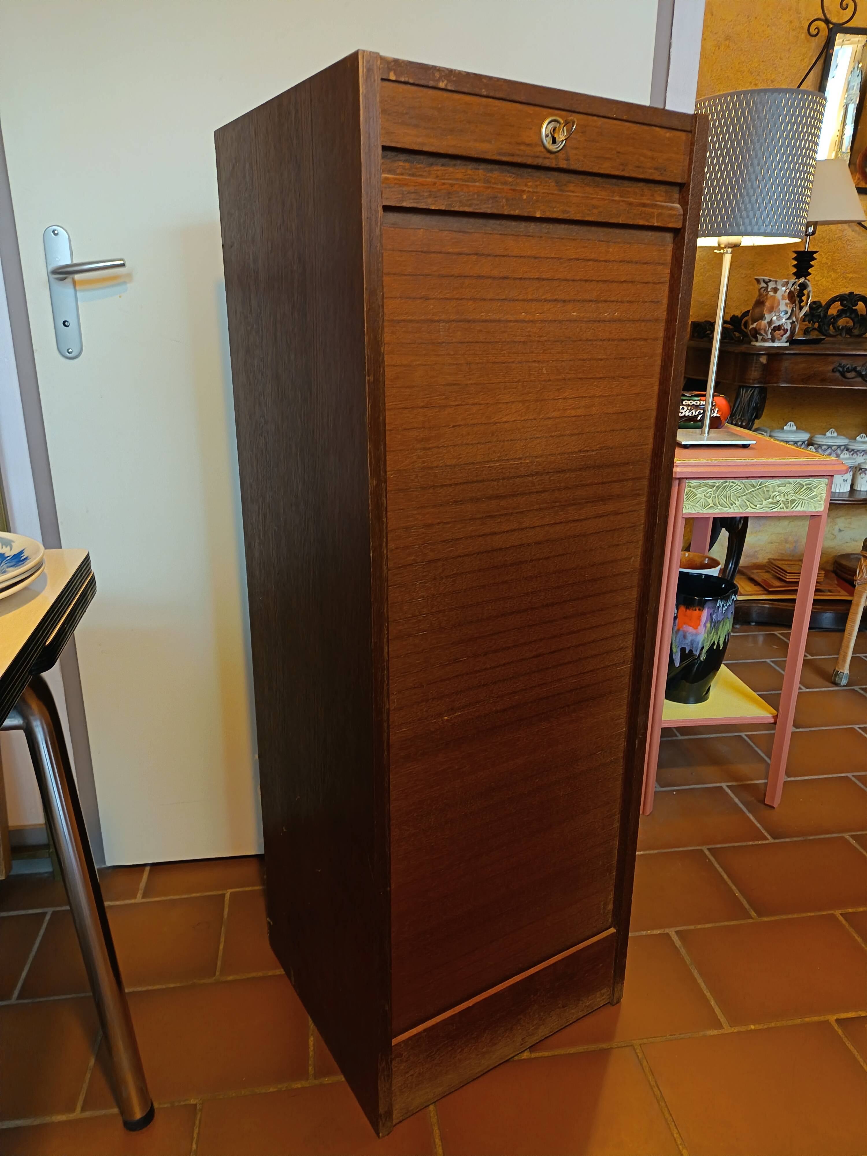 Wooden curtain cabinet