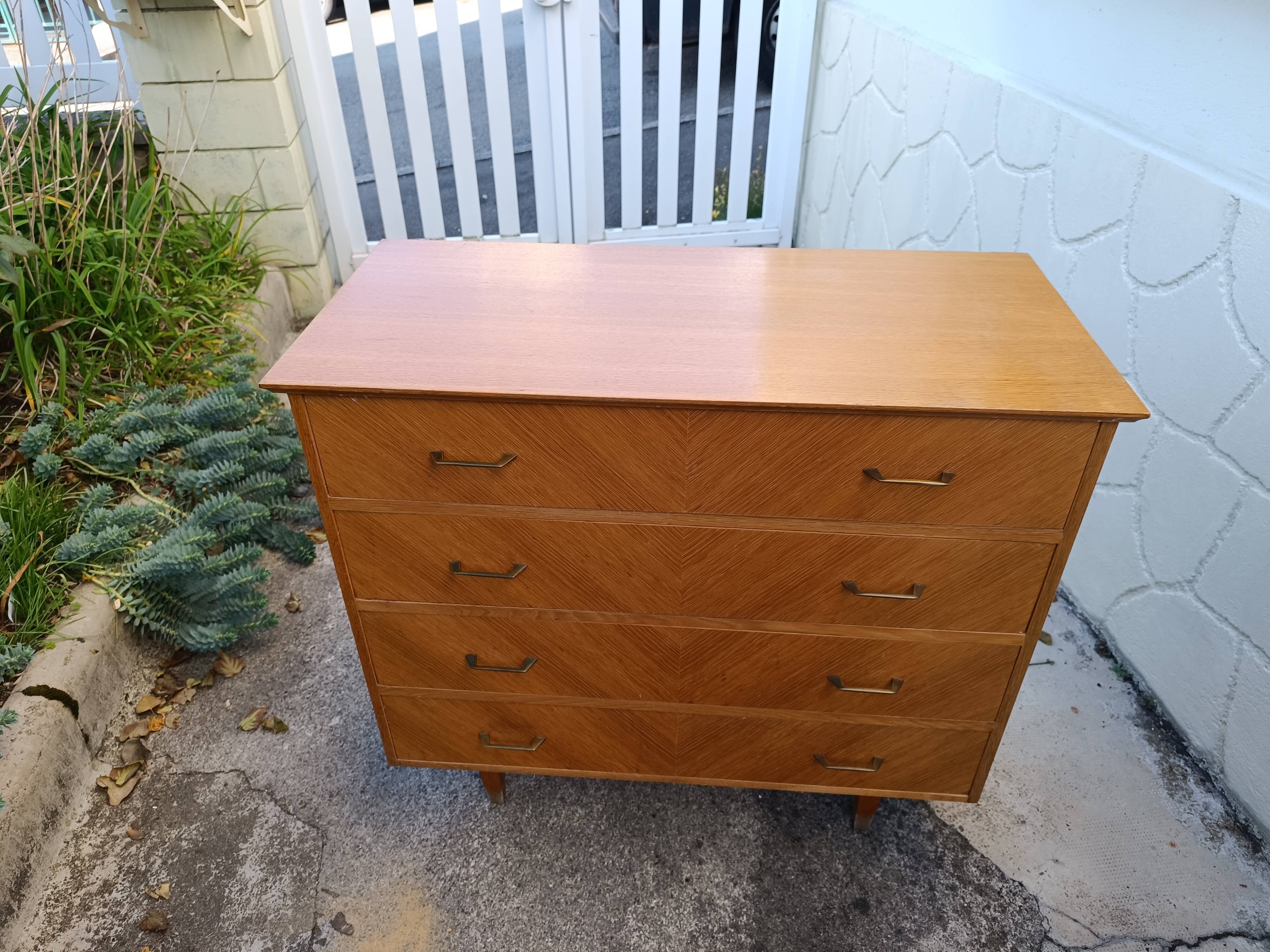 Vintage chest of drawers