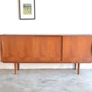 Danish sideboard – sliding doors * 181 cm