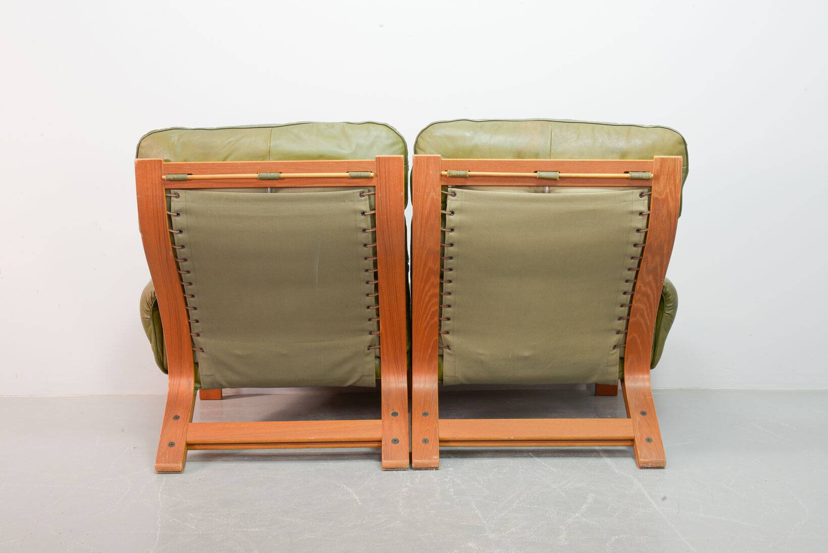 Scandinavian Rybo Rykken Olivegreen Leather 2-Seat Ry-Wing Lounge Sofa, 60s