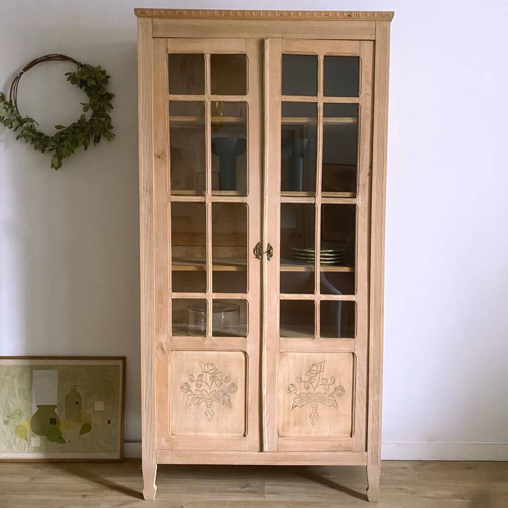 Art Deco glass cabinet